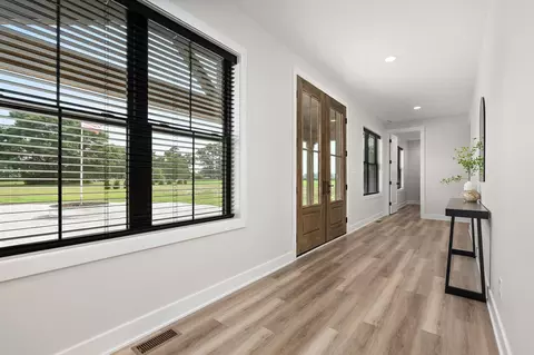 Entry Way - 548 E 1400, Kouts, IN 46347 photo 2 of 15