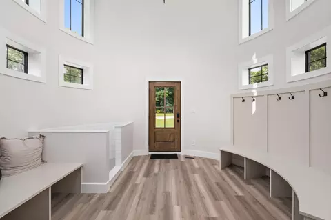 Entry Way - 548 E 1400, Kouts, IN 46347 photo 6 of 15