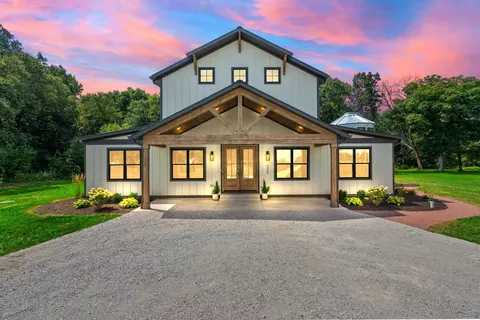 548 E 1400, Kouts, IN 46347