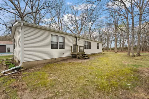 Other - 548 E 1400, Kouts, IN 46347 photo 18 of 20