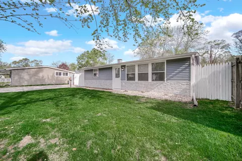 Exterior - 1425 End Ave, Dyer, IN 46311 photo 2 of 4