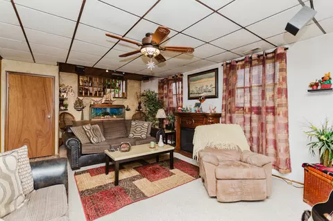 7518 Idaho Ave, Hammond, IN 46323 photo 27