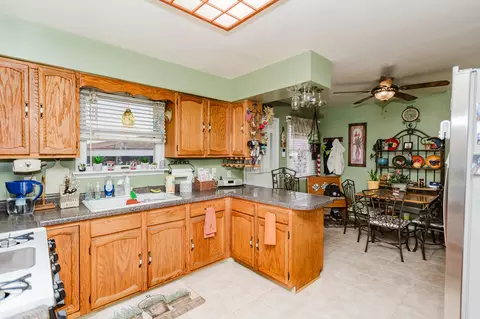 7518 Idaho Ave, Hammond, IN 46323 photo 15