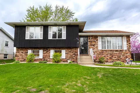7518 Idaho Ave, Hammond, IN 46323