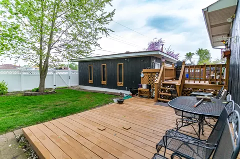 7518 Idaho Ave, Hammond, IN 46323 photo 4