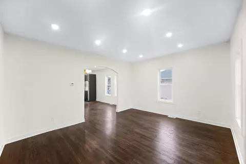 405 Grant St, Gary, IN 46404 photo 3