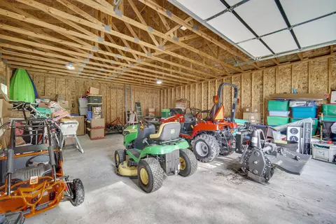 173 E 1100, Wheatfield, IN 46392 photo 30