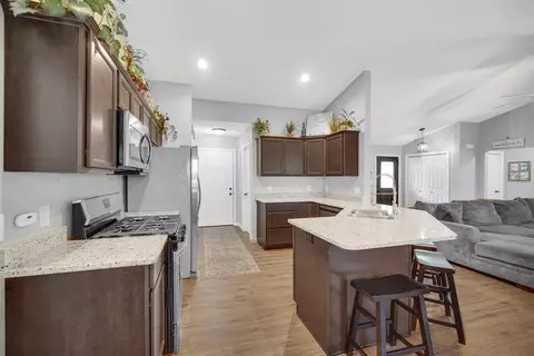 173 E 1100, Wheatfield, IN 46392 photo 11