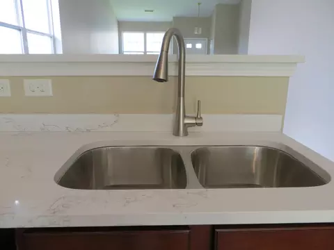 7601 E 112th Ave, Crown Point, IN 46307 photo 6