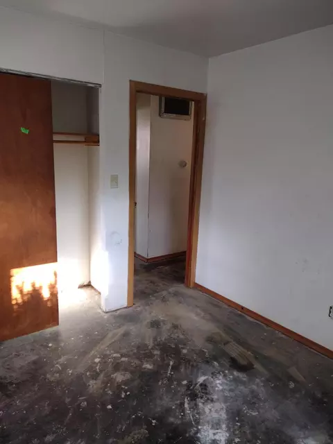 2395 Jennings St, Gary, IN 46404 photo 8