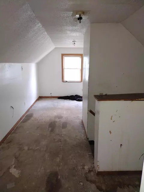 2395 Jennings St, Gary, IN 46404 photo 10