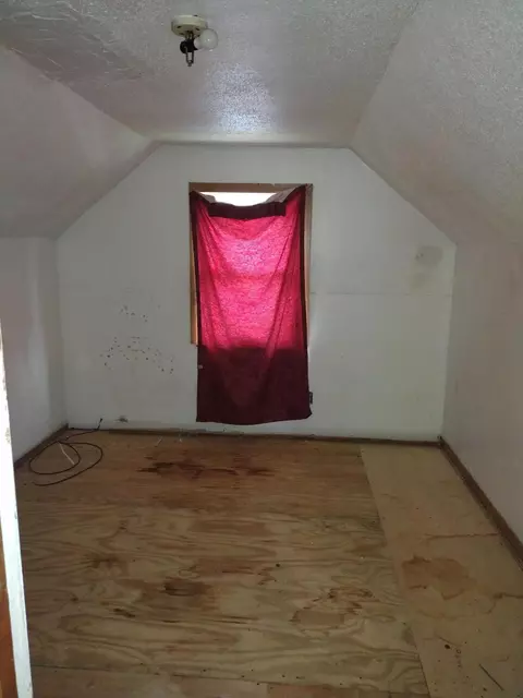 2395 Jennings St, Gary, IN 46404 photo 12