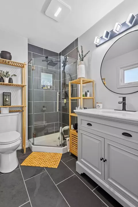 Bath - 8128 Monroe Ave, Munster, IN 46321 photo 1 of 5