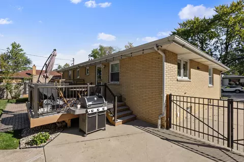 Exterior - 8128 Monroe Ave, Munster, IN 46321 photo 8 of 11