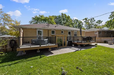 Exterior - 8128 Monroe Ave, Munster, IN 46321 photo 10 of 11