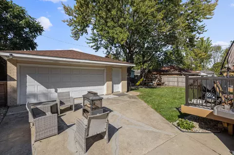 Exterior - 8128 Monroe Ave, Munster, IN 46321 photo 7 of 11