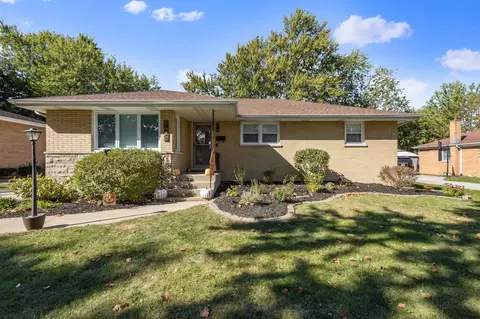 Exterior - 8128 Monroe Ave, Munster, IN 46321 photo 1 of 11