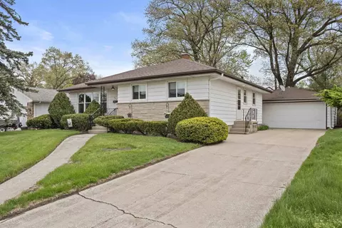 541 N Jay Ave, Griffith, IN 46319 photo 2