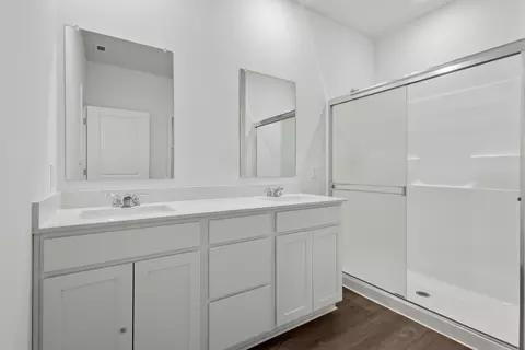 Bath - 10591 Blaine St, Crown Point, IN 46307 photo 5 of 5