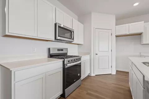 Kitchen - 10591 Blaine St, Crown Point, IN 46307 photo 3 of 5