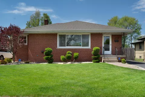 6626 Kansas Ave, Hammond, IN 46323