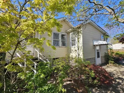 1848 Michigan St, Hammond, IN 46320