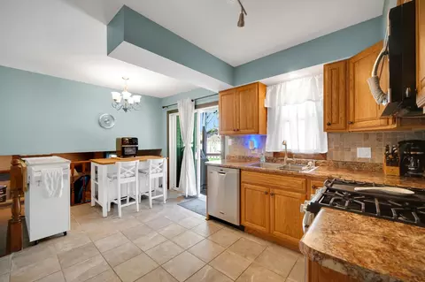 Kitchen - 519 Hillside Dr, Dyer, IN 46311 photo 1 of 3