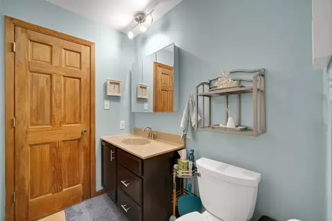 Bath - 519 Hillside Dr, Dyer, IN 46311 photo 1 of 3