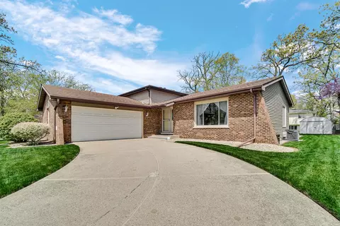 Exterior - 519 Hillside Dr, Dyer, IN 46311 photo 1 of 7