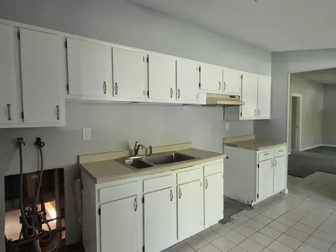 3346 Delaware St, Gary, IN 46409 photo 7