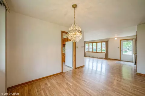 400 Elizabeth Dr, Crown Point, IN 46307 photo 11