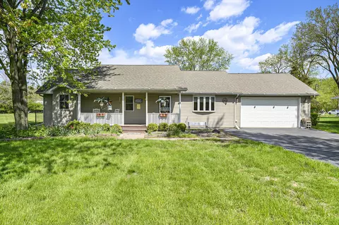1635 S Cline Ave, Griffith, IN 46319 photo 2