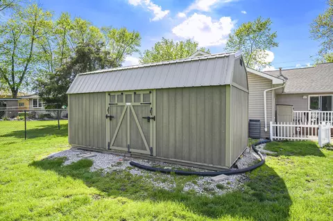 1635 S Cline Ave, Griffith, IN 46319 photo 18
