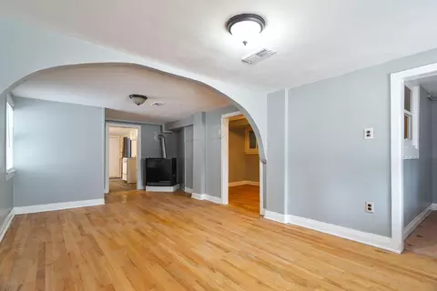 Living - 2516 Schrage Ave, Whiting, IN 46394 photo 7 of 9