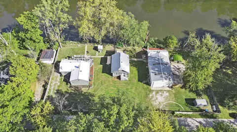 2234 W Riverside Dr, Sumava Resorts, IN 46379