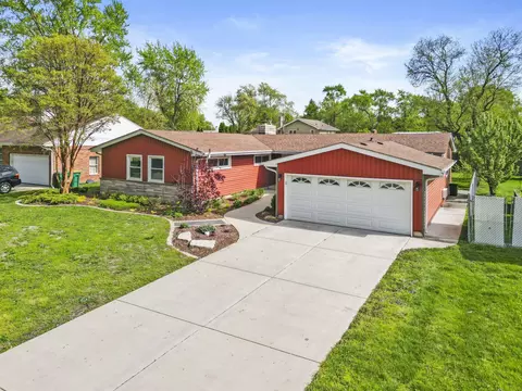 1442 Elliot Dr, Munster, IN 46321