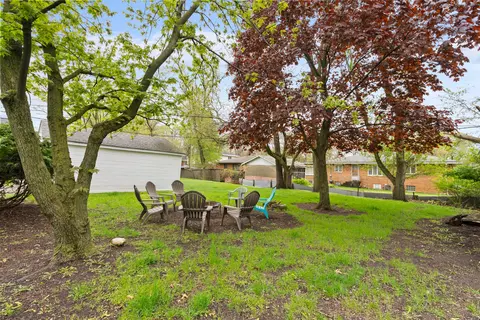 6711 Forest Ave, Gary, IN 46403 photo 9