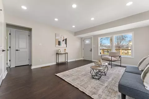 133 N Raymond St, Griffith, IN 46319 photo 6