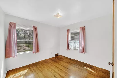 565 Porter St, Gary, IN 46406 photo 12