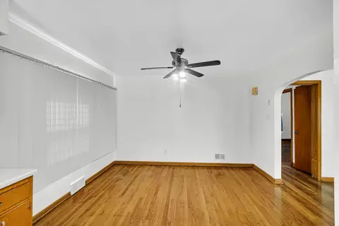 565 Porter St, Gary, IN 46406 photo 8