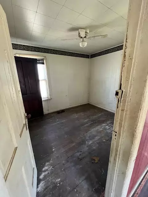2710 Madison St, Gary, IN 46407 photo 5