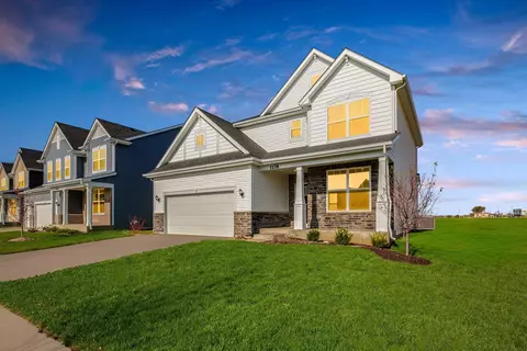 3858 Fender St, Valparaiso, IN 46385