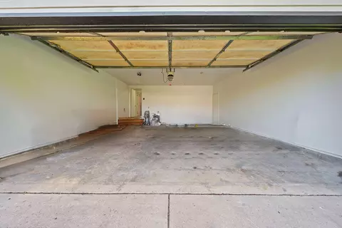 8774 King Pl, Crown Point, IN 46307 photo 23