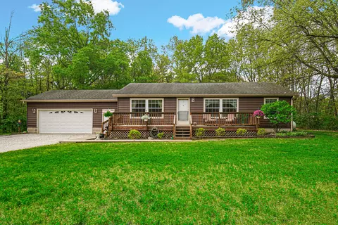 205 White St, San Pierre, IN 46374