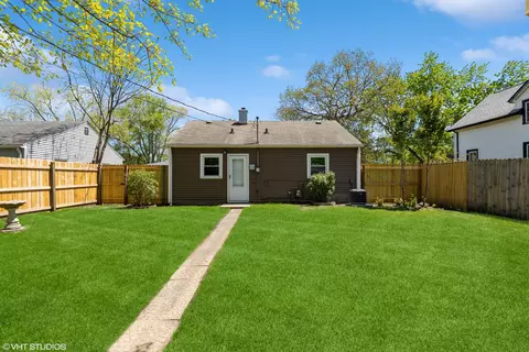 Exterior - 316 N Dwiggins Ave, Griffith, IN 46319 photo 2 of 9