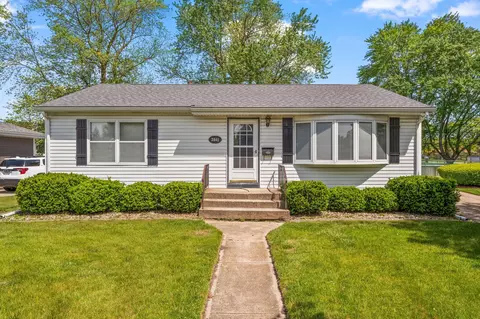2841 37th Pl, Highland, IN 46322