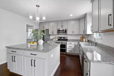 Kitchen - 75 Bergamo Ln, Crown Point, IN 46307 photo 1 of 3