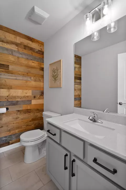 Bath - 75 Bergamo Ln, Crown Point, IN 46307 photo 1 of 1