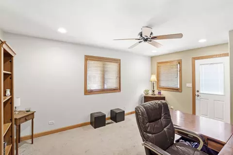 10257 New Devon St, Munster, IN 46321 photo 19