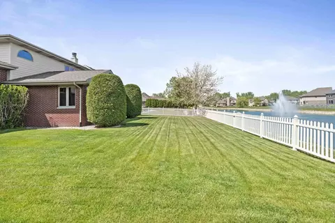 10257 New Devon St, Munster, IN 46321 photo 25